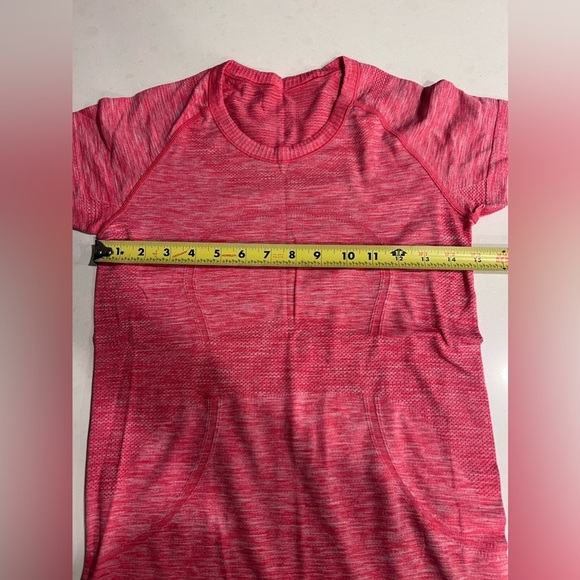 Lululemon Swiftly Tech Pullover Short Sleeve Shirt Women’s Size 6 - Picture 8 of 8